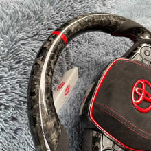 Carregar imagem no visualizador da galeria, Volante de fibra de carbono TTD Craft 8ª geração Camry 2018 - 2024 SE XSE TRD V6 V4 Avalon Venza
