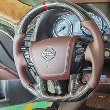 Cargar imagen en el visor de la galería, Volante de fibra de carbono TTD Craft Nissan Murano 2008-2014