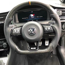 Carregar imagem no visualizador da galeria, Volante de fibra de carbono TTD Craft Mk7 GTI /R Jetta 2019-2020