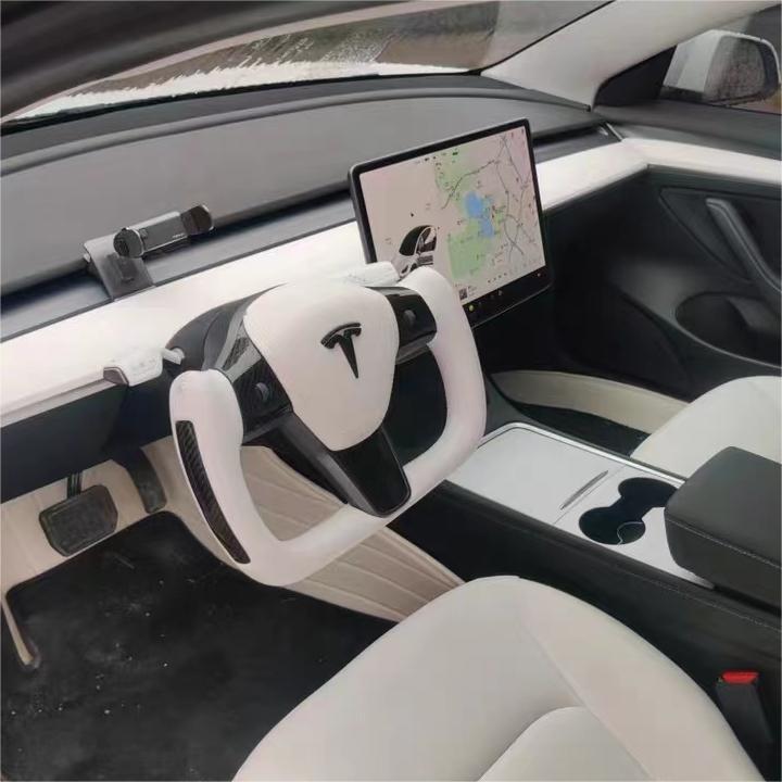 TTD Craft  Tesla  Model 3 / Y Yoke Carbon Fiber Steering Wheel