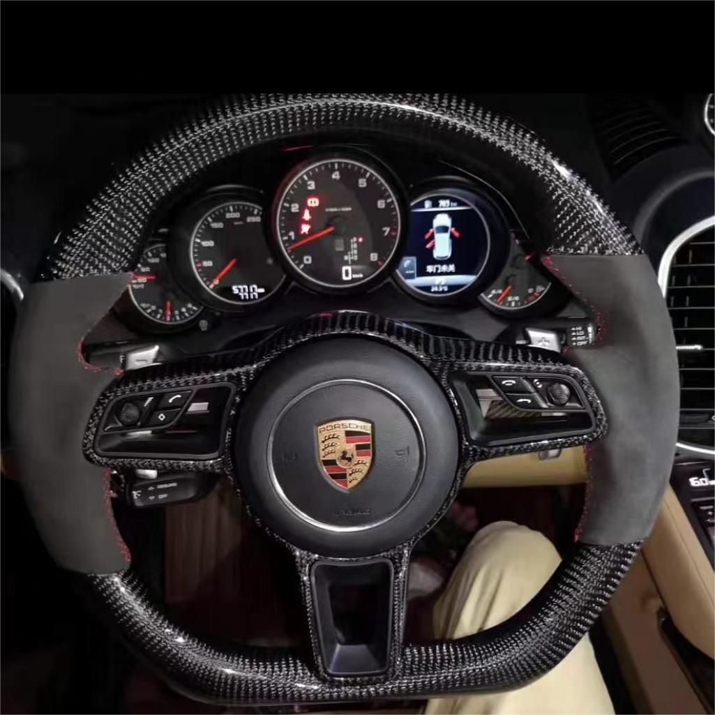 TTD Craft  Porsche  2016-2022 718 Boxster Carbon Fiber Steering Wheel