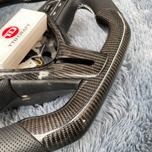 Cargar imagen en el visor de la galería, Volante de fibra de carbono TTD Craft para Infiniti Q60 2017-2024