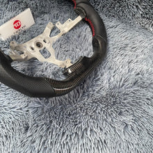 Cargar imagen en el visor de la galería, Volante de fibra de carbono TTD Craft Corvette 2006-2013 C6 Z06