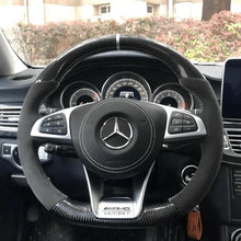 Lade das Bild in den Galerie-Viewer, TTD Craft BENZ AMG A45 / W205 C43 C63S AMG / CLA45 CLS63 AMG / GLC43 63 AMG Carbon Fiber Steering Wheel