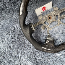 Lade das Bild in den Galerie-Viewer, TTD Craft Infiniti 2006-2010 M45 M35 Carbon Fiber Steering wheel