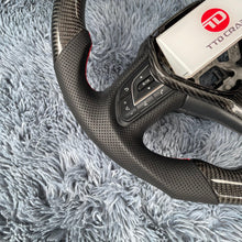 Cargar imagen en el visor de la galería, Volante de fibra de carbono TTD Craft para Infiniti Q50 2018-2025