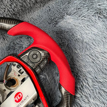 Carregar imagem no visualizador da galeria, Volante de fibra de carbono TTD Craft 8ª geração Camry 2018 - 2024 SE XSE TRD V6 V4 Avalon Venza