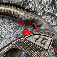 Cargar imagen en el visor de la galería, Volante de fibra de carbono TTD Craft Corvette C7 2014-2019