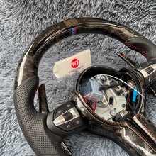 Carregar imagem no visualizador da galeria, TTD Craft BMW M5 M6 F10 F11 F06 F12 F13 F01 F02 F03 F04 F85 F86 Volante de fibra de carbono
