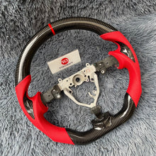 Cargar imagen en el visor de la galería, Volante de fibra de carbono TTD Craft para Toyota RAV4 2004-2005