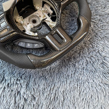 Cargar imagen en el visor de la galería, Volante de fibra de carbono TTD Craft Mitsubishi Evolution 2008-2015 EVO X