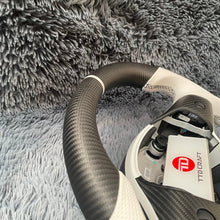Lade das Bild in den Galerie-Viewer, TTD Craft Tesla Model 3 Y Carbon Fiber Steering Wheel