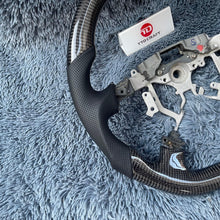 Load image into Gallery viewer, TTD Craft Toyota 2003-2007 Sequoia /2004-2007 LandCruiser Carbon Fiber Steering Wheel