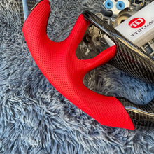 Lade das Bild in den Galerie-Viewer, TTD Craft Nissan 2016-2018 Maxima Carbon Fiber Steering Wheel