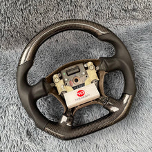 Carregar imagem no visualizador da galeria, Volante de fibra de carbono TTD Craft 2ª geração CRV 2002-2006