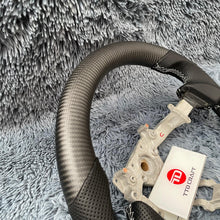 Cargar imagen en el visor de la galería, Volante de fibra de carbono TTD Craft Nissan GTR R35 2009-2016