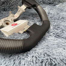 Cargar imagen en el visor de la galería, Volante de fibra de carbono TTD Craft Nissan GTR R35 2009-2016