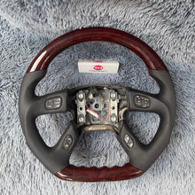 Load image into Gallery viewer, TTD Craft 2003-2007 Sierra Wood Grain Steering Wheel
