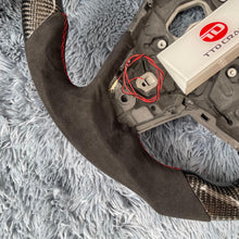 Cargar imagen en el visor de la galería, Volante de fibra de carbono TTD Craft para Toyota Supra MK5 A90 A91 (2020-2025)