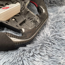 Cargar imagen en el visor de la galería, Volante de fibra de carbono TTD Craft para Toyota Supra MK5 A90 A91 (2020-2025)