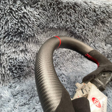 Cargar imagen en el visor de la galería, Volante de fibra de carbono TTD Craft Nissan GTR R35 Nismo Skyline 2017-2025