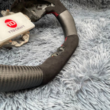 Lade das Bild in den Galerie-Viewer, TTD Craft Nissan 2017-2025 GTR R35 Nismo Skyline Carbon Fiber Steering Wheel