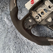 Cargar imagen en el visor de la galería, Volante de fibra de carbono TTD Craft para Dodge Charger Challenger 2016-2023 / Durango 2014-2023