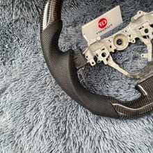 Carregar imagem no visualizador da galeria, Volante de fibra de carbono TTD Craft 2009-2013 Corolla S