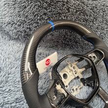 Cargar imagen en el visor de la galería, Volante de fibra de carbono TTD Craft para Honda Civic 2022-2025 / Honda Accord 2023-2025