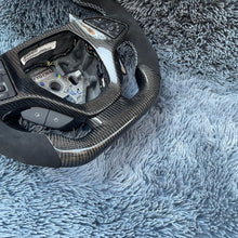 Cargar imagen en el visor de la galería, Volante de fibra de carbono TTD Craft Corvette C7 2014-2019