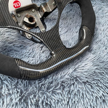 Lade das Bild in den Galerie-Viewer, TTD Craft Mitsubishi 2001-2007 Evo 7 8 9 Carbon Fiber Steering Wheel