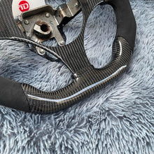 Загрузить изображение в средство просмотра галереи, TTD Craft Mitsubishi 2001-2007 Evo 7 8 9 Carbon Fiber Steering Wheel