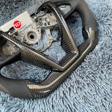 Cargar imagen en el visor de la galería, Volante de fibra de carbono TTD Craft para Nissan Maxima 2019-2025