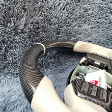 Carregar imagem no visualizador da galeria, Volante de fibra de carbono TTD Craft Infiniti 2003-2006 G35