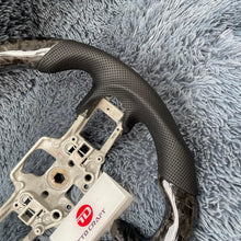 Lade das Bild in den Galerie-Viewer, TTD Craft Ford 2015-2017 Mustang Carbon Fiber Steering Wheel
