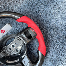Cargar imagen en el visor de la galería, Volante de fibra de carbono TTD Craft 2011-2013 Grand Cherokee