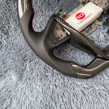 Cargar imagen en el visor de la galería, Volante de fibra de carbono TTD Craft para Nissan Maxima 2019-2025