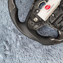 Cargar imagen en el visor de la galería, Volante de fibra de carbono TTD Craft para Toyota Supra MK5 A90 A91 (2020-2025)