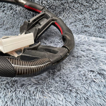 Cargar imagen en el visor de la galería, Volante de fibra de carbono TTD Craft Ford Mustang GT Shelby GT500 2010-2014