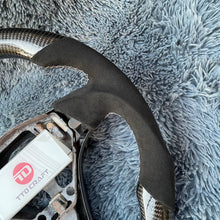 Lade das Bild in den Galerie-Viewer, TTD Craft Lexus 2001-2005 IS300 Carbon Fiber Steering Wheel