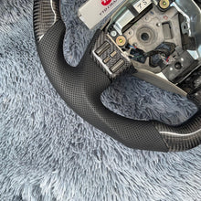 Charger l'image dans la galerie, TTD Craft Infiniti 2004-2006 QX56 Carbon Fiber Steering Wheel