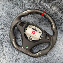 Lade das Bild in den Galerie-Viewer, TTD Craft 1 SERIES E82 E88 / 3 SERIES E90 E91 E92 E93 / X1 E84 Carbon Fiber Steering Wheel