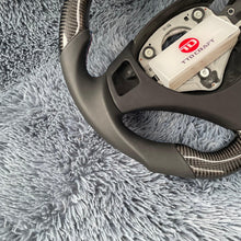 Lade das Bild in den Galerie-Viewer, TTD Craft 1 SERIES E82 E88 / 3 SERIES E90 E91 E92 E93 / X1 E84 Carbon Fiber Steering Wheel