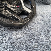 Lade das Bild in den Galerie-Viewer, TTD Craft Ford 2018-2020 Expedition Carbon Fiber Steering Wheel