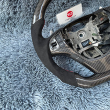Cargar imagen en el visor de la galería, Volante de fibra de carbono TTD Craft para Hyundai Genesis Coupe (2009-2016)
