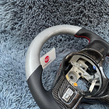 Cargar imagen en el visor de la galería, Volante de fibra de carbono TTD Craft Mitsubishi Evolution 2008-2015 EVO X