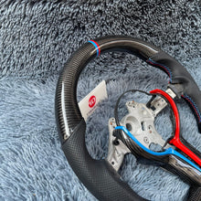Lade das Bild in den Galerie-Viewer, TTD Craft BMW M2 M3 M4 F40 F30 F32 F87 F80 F82 Carbon Fiber Steering Wheel