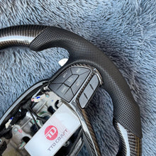 Cargar imagen en el visor de la galería, Volante de fibra de carbono TTD Craft para Jeep Cherokee/Grand Cherokee 2016-2021