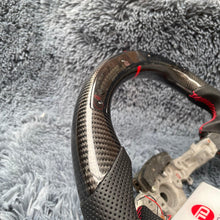 Cargar imagen en el visor de la galería, Volante de fibra de carbono TTD Craft Nissan 2009-2020 370Z