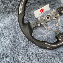 Carregar imagem no visualizador da galeria, Volante de fibra de carbono TTD Craft 2006-2017 FJ Cruiser